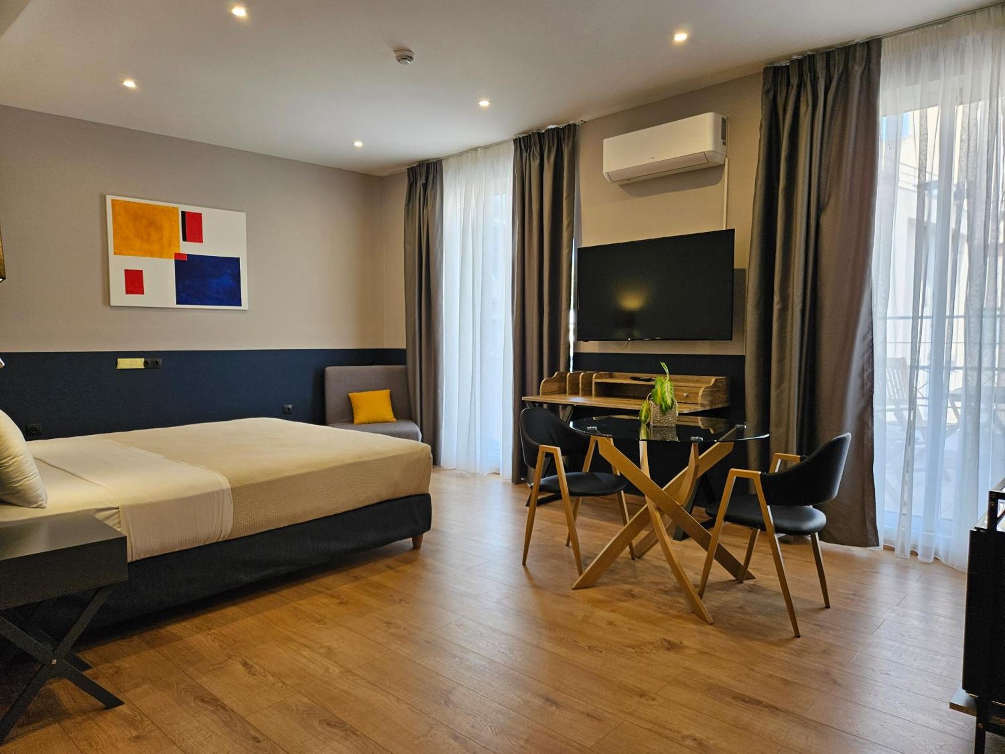 Hotel The Vault 4*